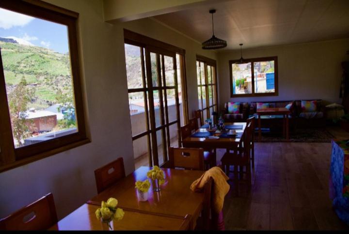 Hostal Vientos Del Altiplano Putre Bagian luar foto